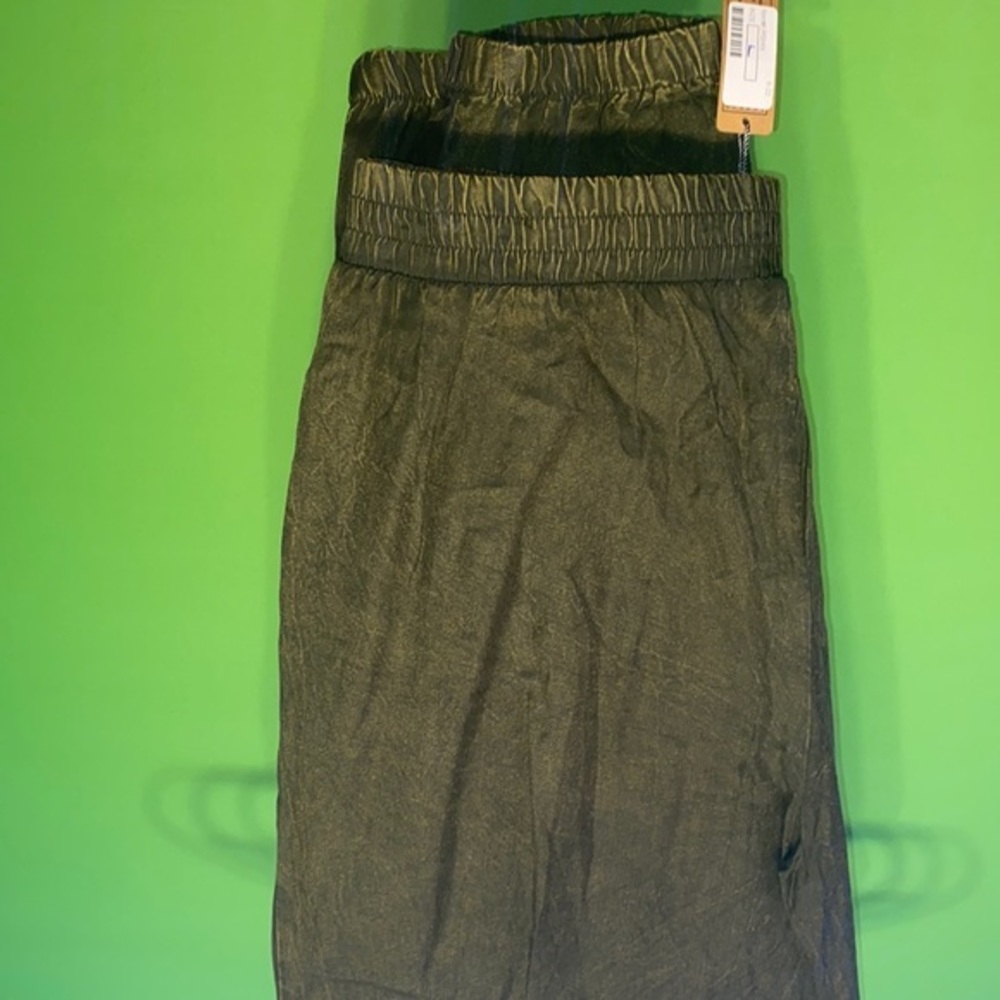 NWT acid wash joggers greenish color multi sizes Staring at Stars